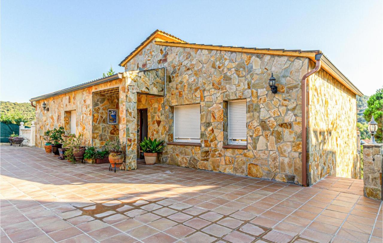 Stunning Home In Palafolls Zewnętrze zdjęcie
