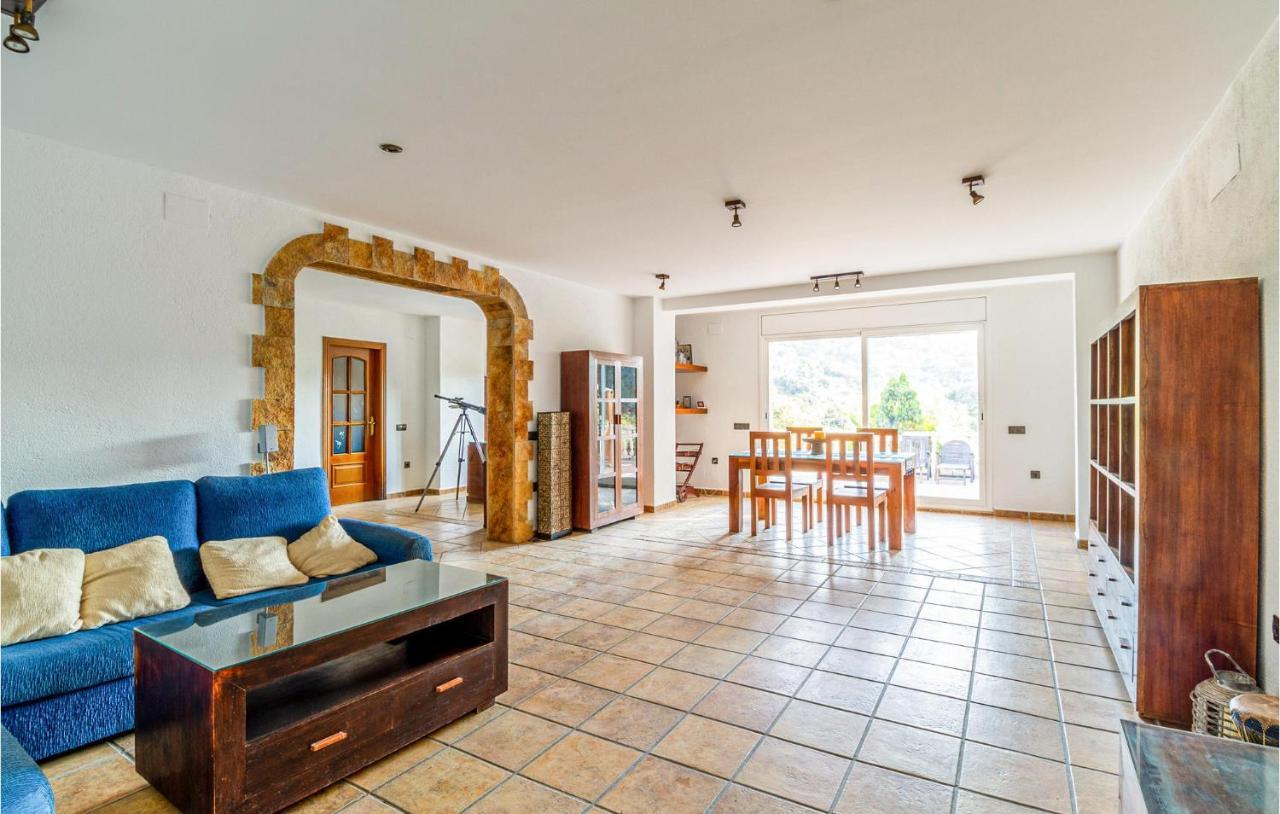 Stunning Home In Palafolls Zewnętrze zdjęcie